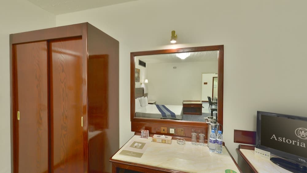Grand Astoria Hotel