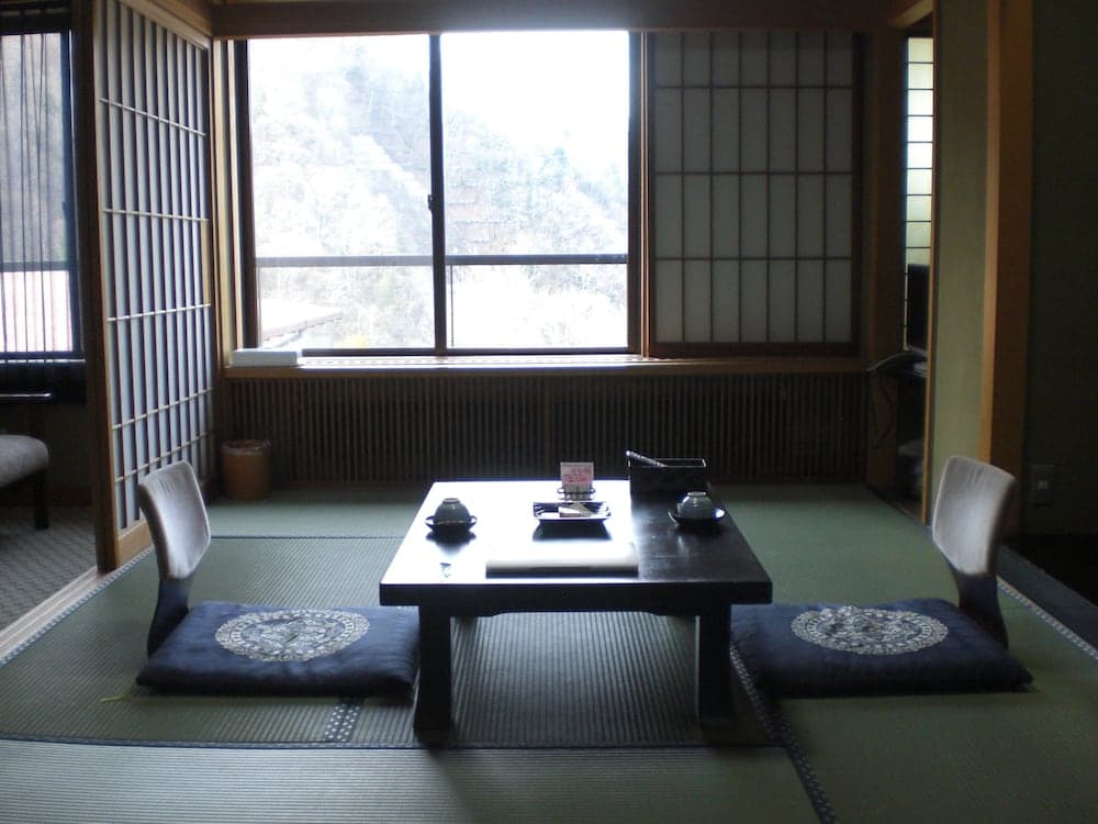 Okada Ryokan Warakutei