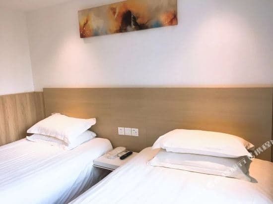 Yunfu Guest House