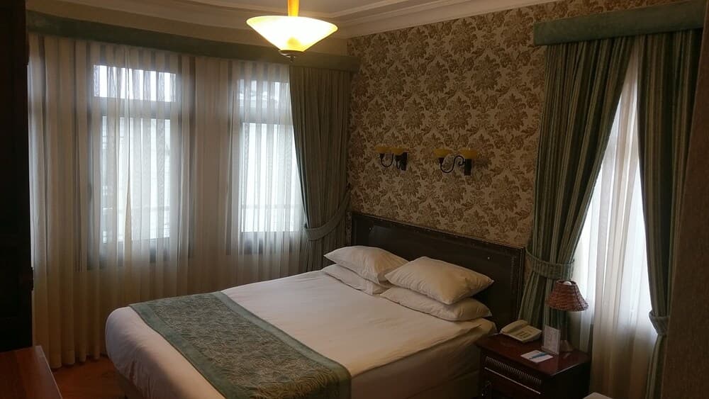Blue House Hotel