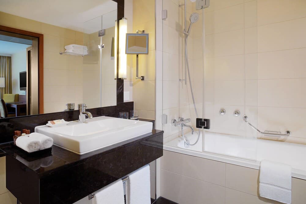 Neues Schloss Privat Hotel Zurich, Autograph Collection