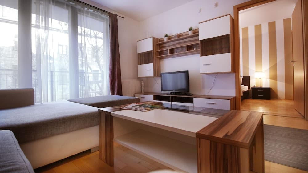 Club 99 Apartments