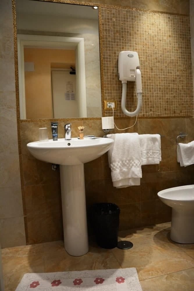 Hotel Erdarelli