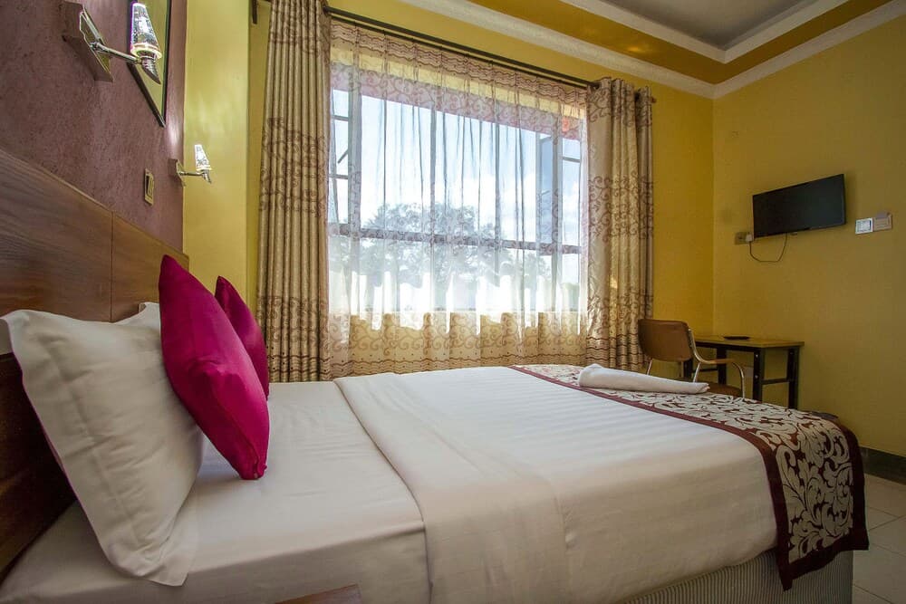 Enkare Hotel