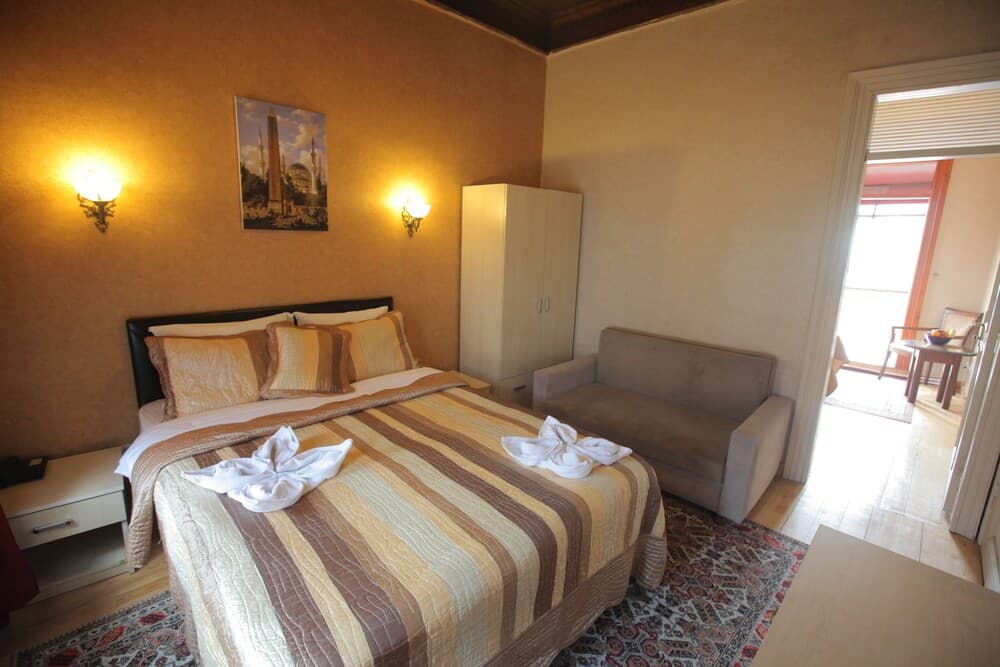 Le Safran Suite Hotel