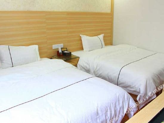 Seven Range Dreams Hotel
