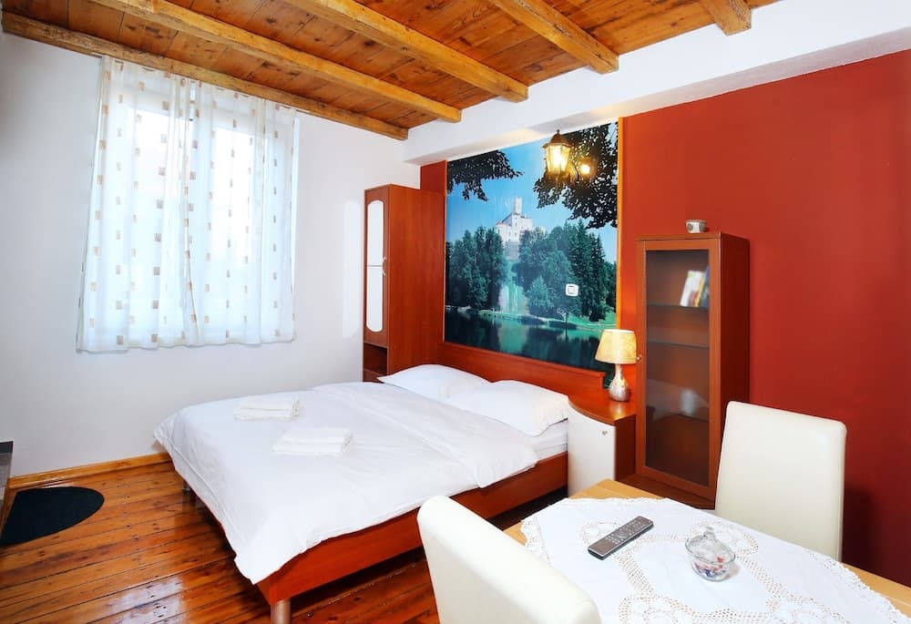 Villa Urbi et Orbi 2