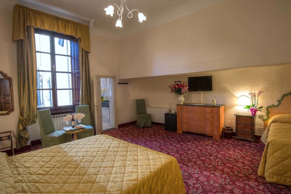 Hotel Paris