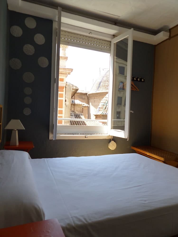 Russafa Youth Hostel