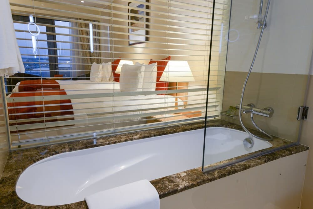 Crowne Plaza Muscat, an IHG Hotel