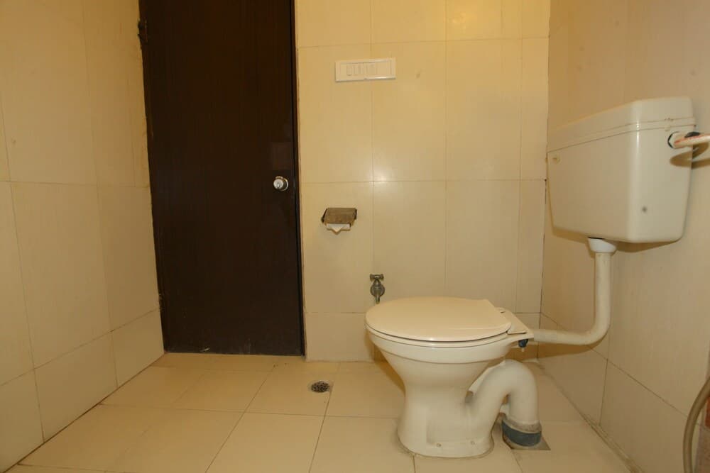 OYO 2105 Hotel Royal Sheraton