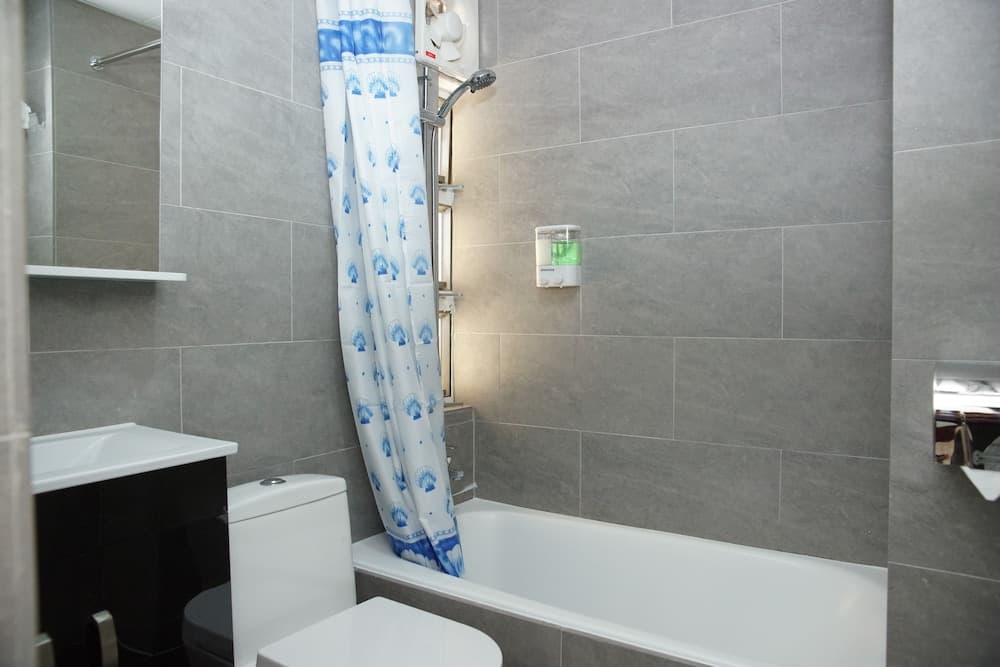 Alohas Hostel