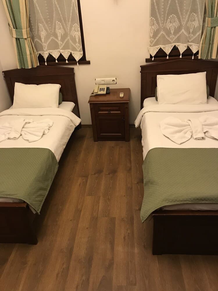 Kalei?i Hotel