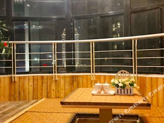 Yixuan light luxury hotel (Shanghai Bund store)