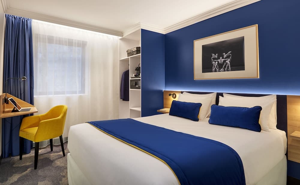 B&B HOTEL Paris 17 Batignolles