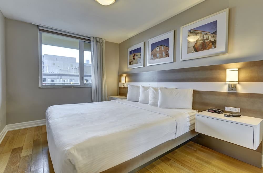 Town Inn Suites Hotel