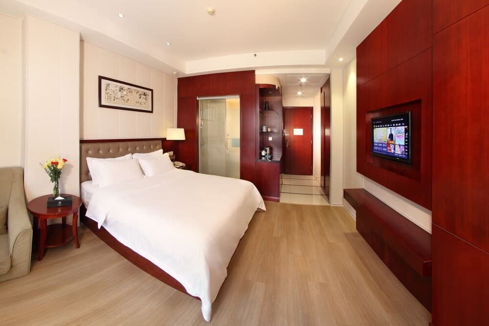 Shiliu Hotel (Guangzhou Pazhou Exhibition Center Chigang Metro Station)