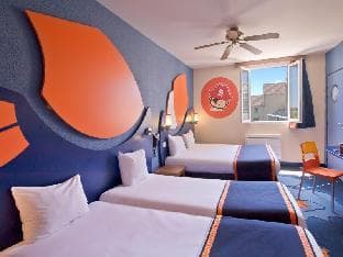 Explorers Hotel