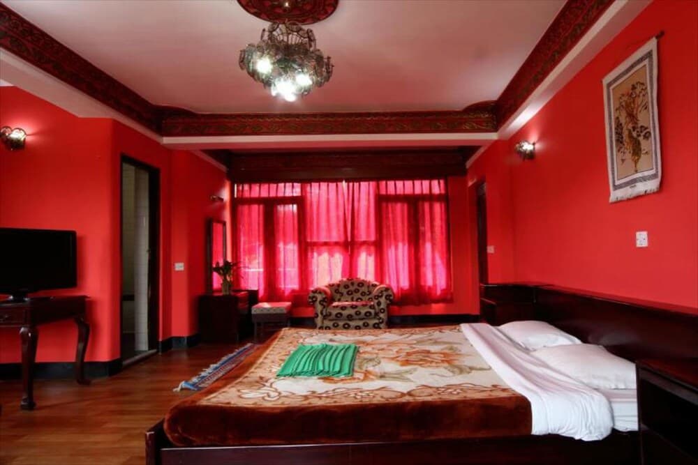 Hotel Mustang Holiday
