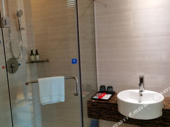Yaerkang Business Hotel (Guangzhou Zhujiang New Town Sun Xintiandi Branch)