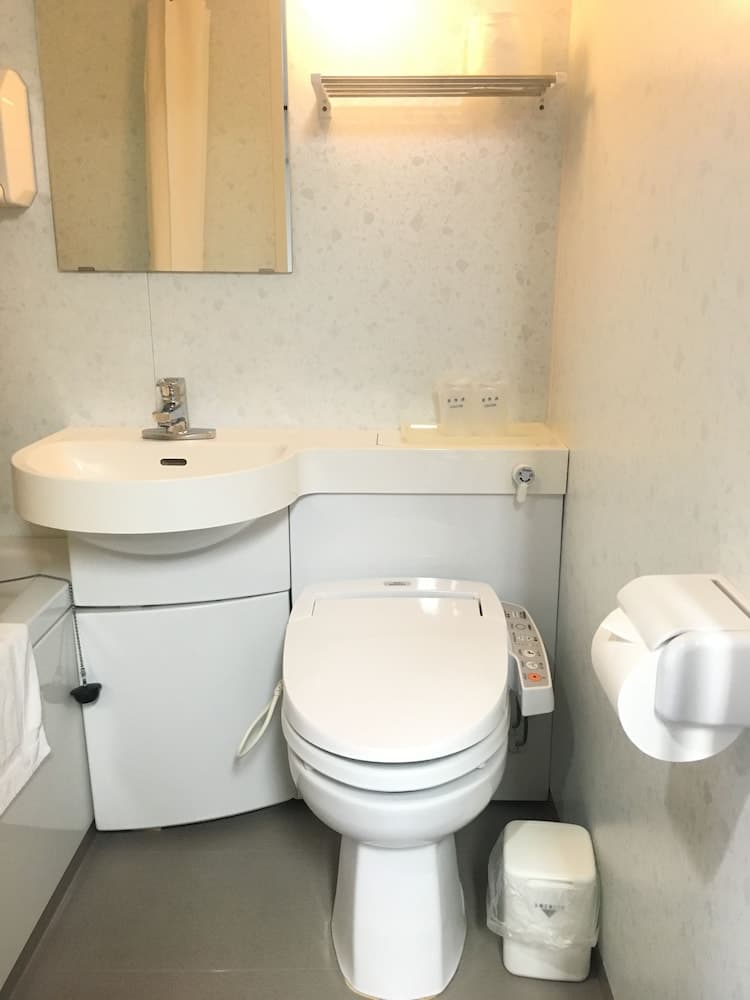 Tokyo Business Hotel