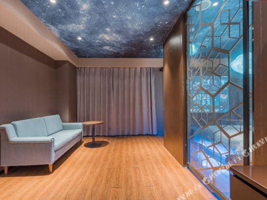 Movie Hotel (Shanghai Bund City God Temple Store)