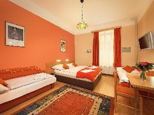 Hotel Golden City Garni