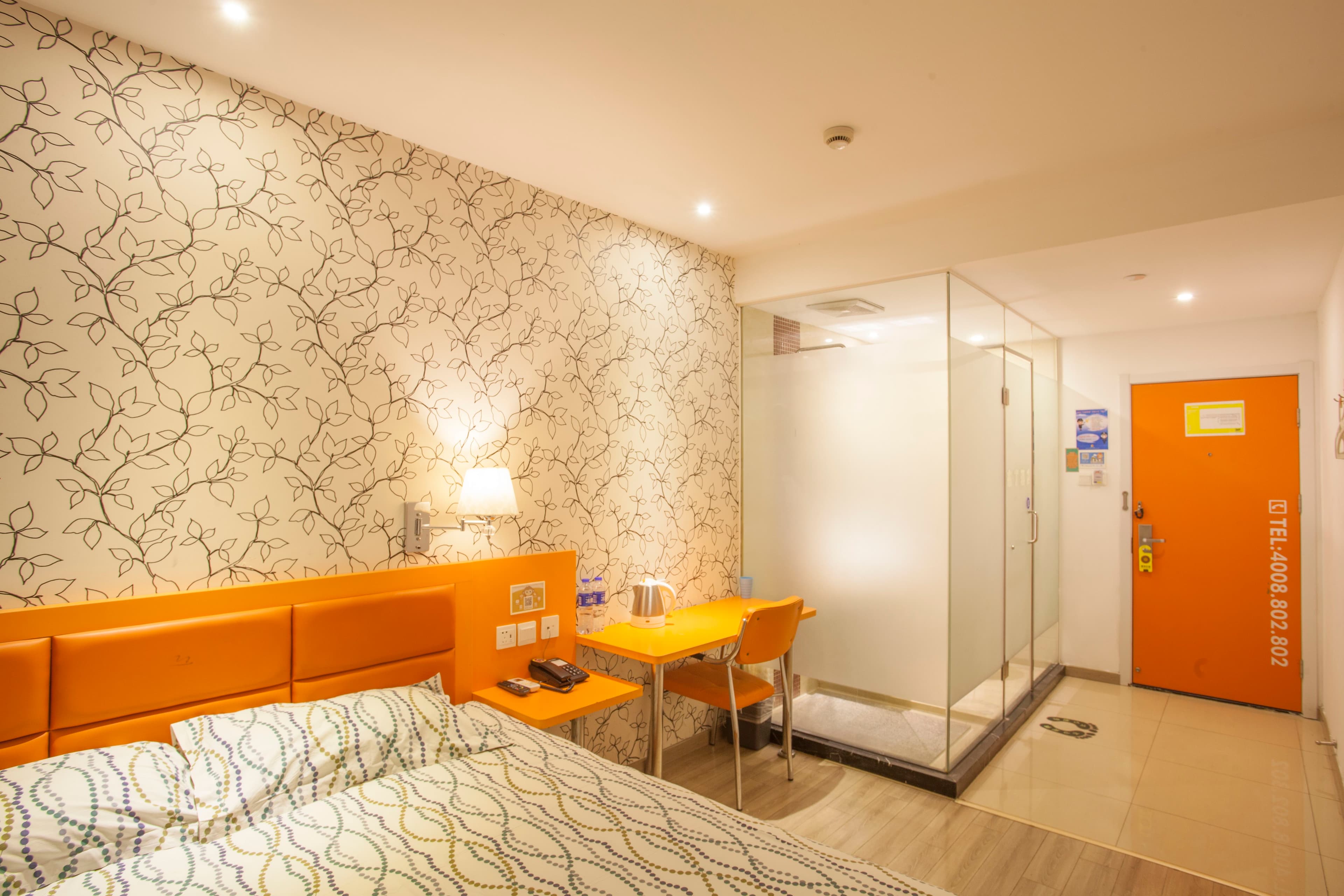 Pod Inn (Shanghai Lujiazui Tangqiao Metro Station)