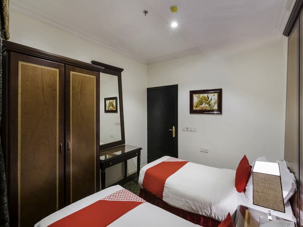 OYO 131 Al Hamra Palace AlJawazat Branch