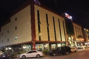 Meral Crown Hotel