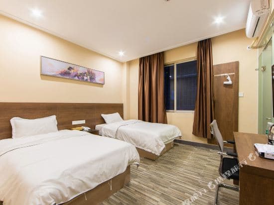 Jixiang Business Apartment (Datang Subway Station Pazhou Convention and Exhibition Center)