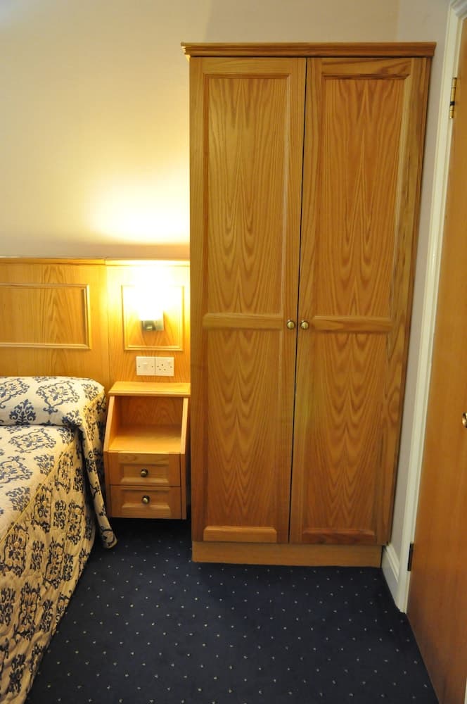 Olympic House Hotel
