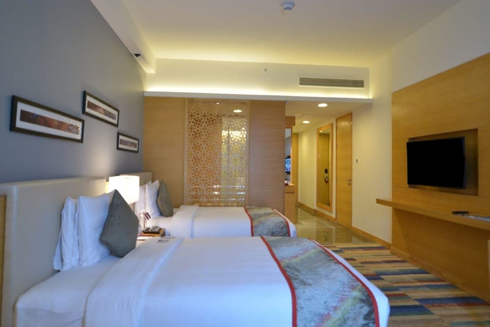 InterContinental Hotels JAIPUR TONK ROAD by IHG