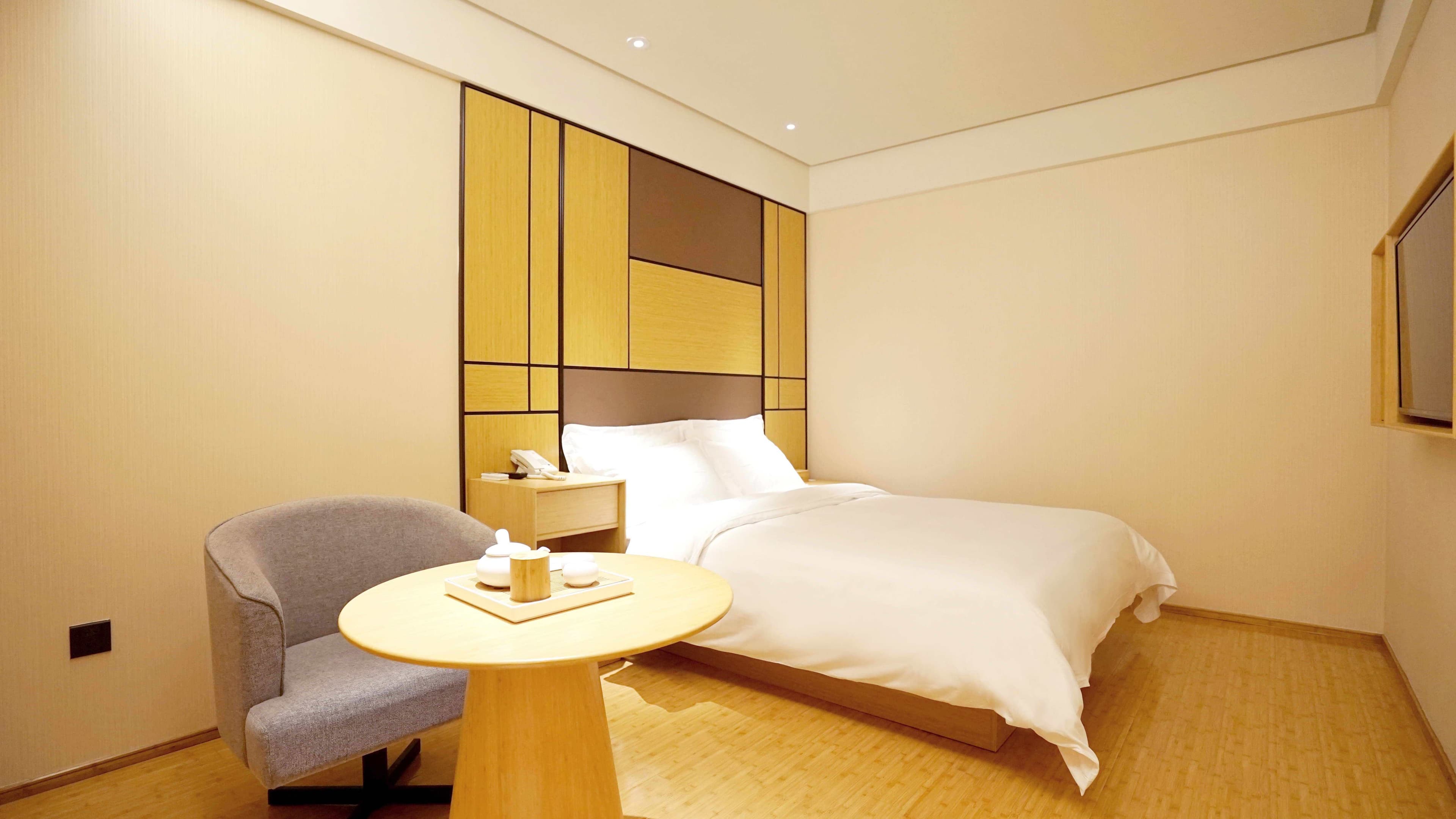 Ji Hotel (Shanghai the Bund East Nanjing Road Pedestrian Street)