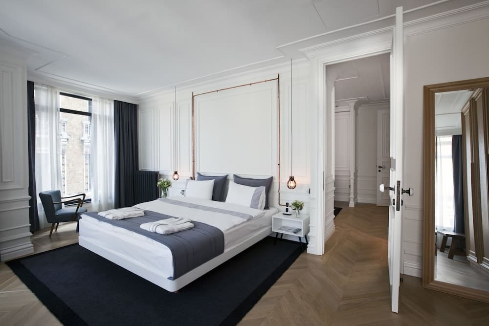 Karakoy Rooms