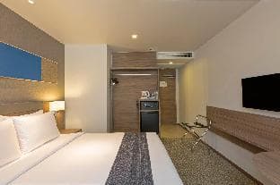 Holiday Inn Express BANGKOK SATHORN by IHG