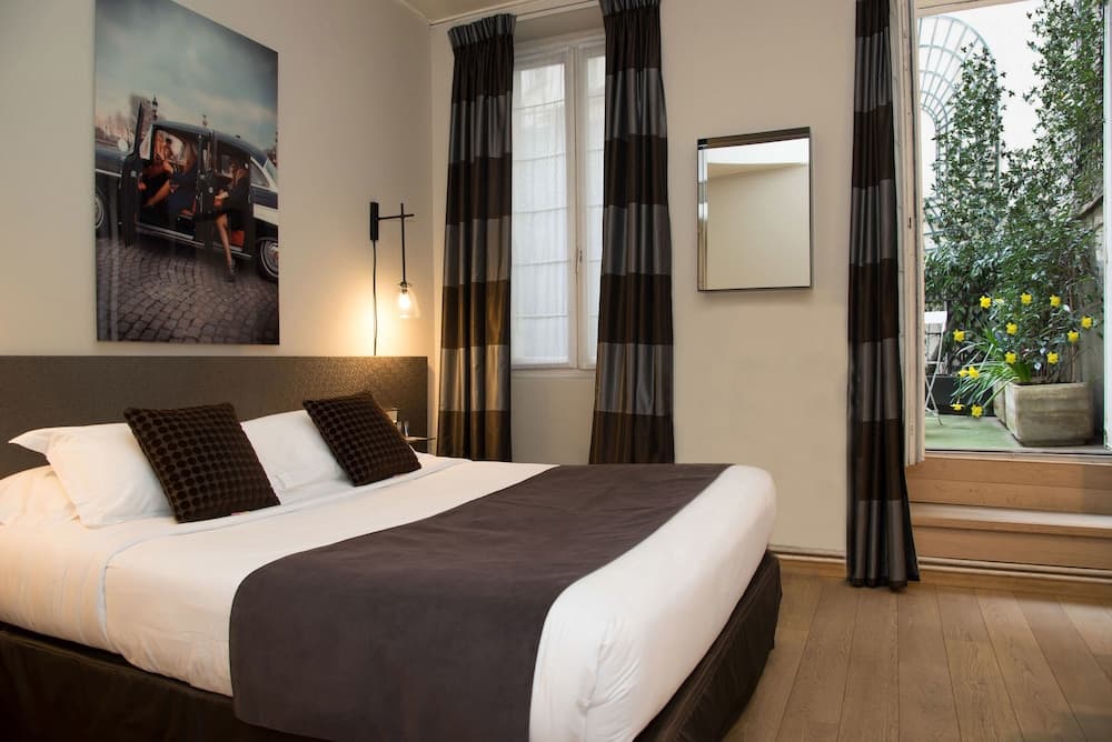 Hotel Zelie Champs-Elysees
