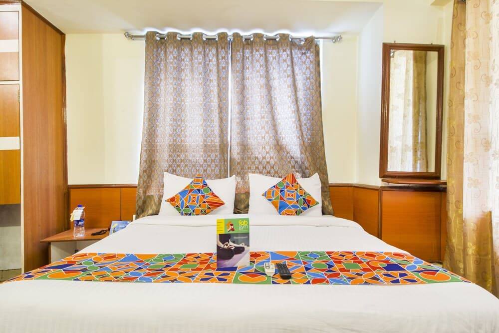 Hotel Surya Mani