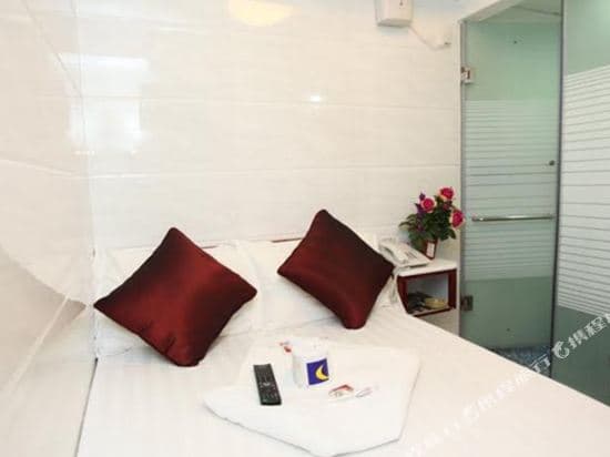 Pay-less Guest House