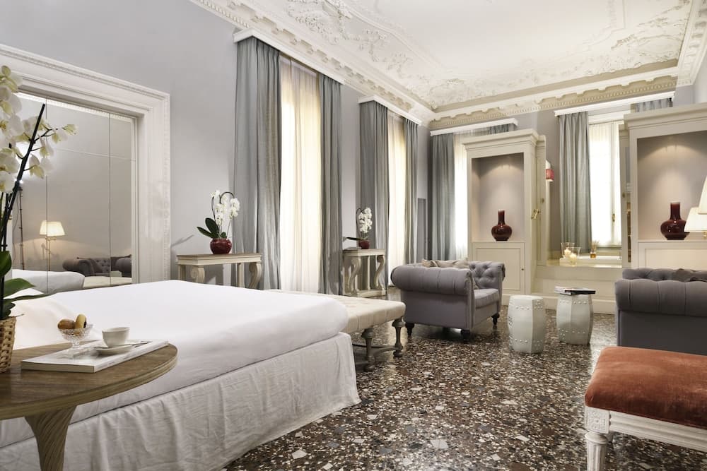 Al Palazzo del Marchese di Camugliano Residenza d'Epoca