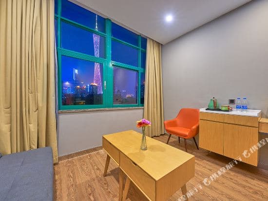 Life Hotel (Guangzhou Kecun Metro Station Guangzhou Tower)