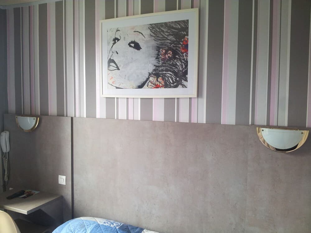 Panam Hotel Paris Gambetta- Place Gambetta-Mairie du 20 Emme