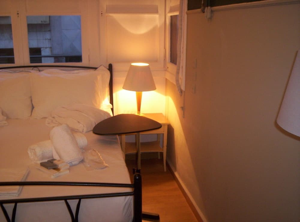 The New Yorkers Hotel