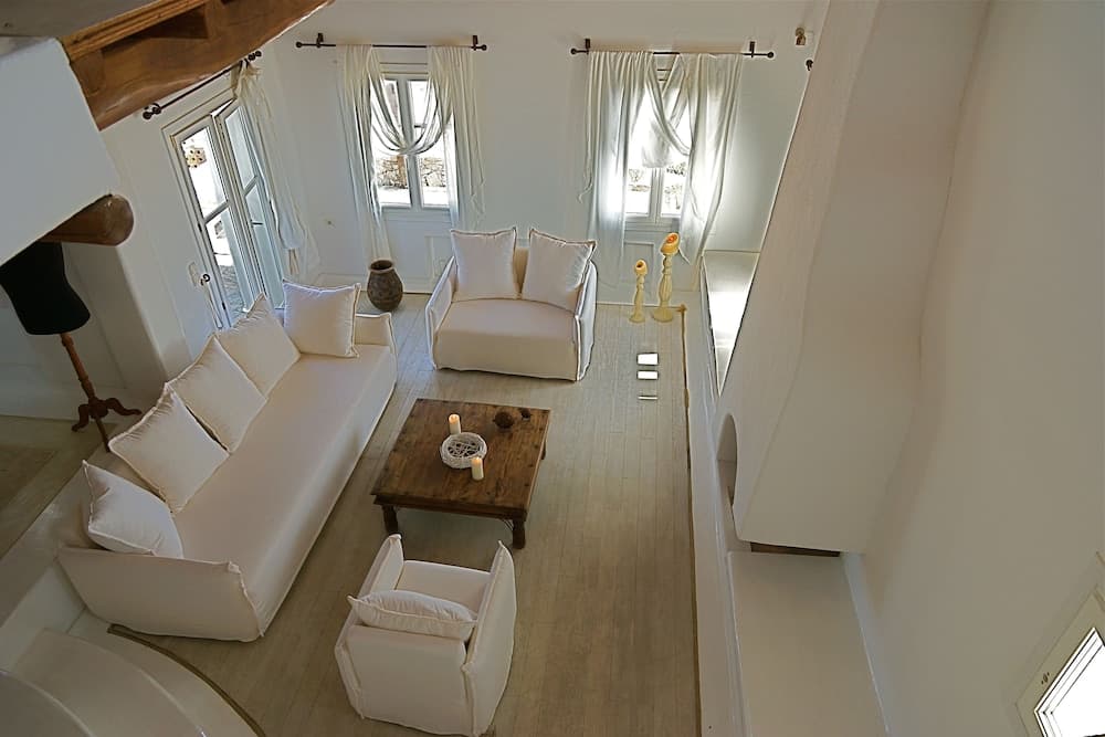 The One Mykonos