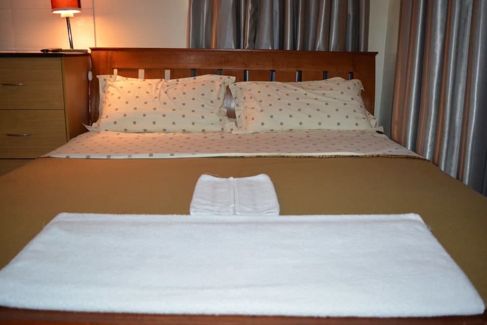 Eron Hotel