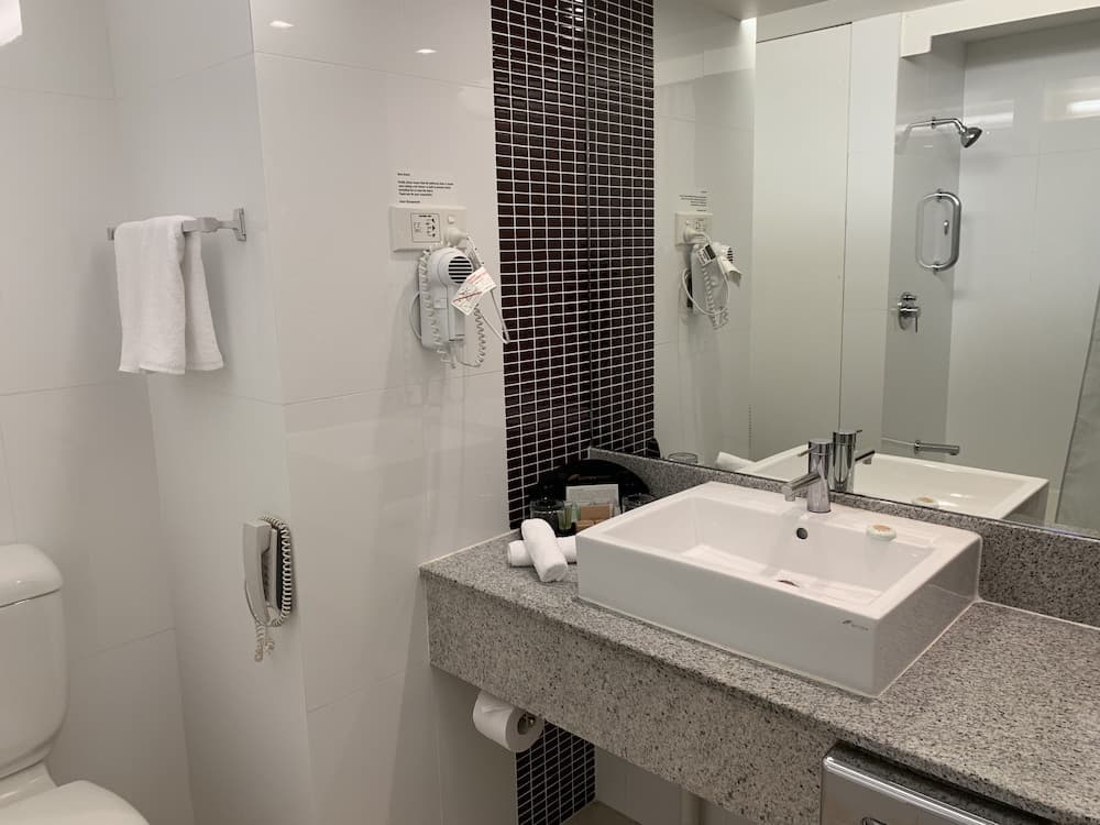 The Sydney Boulevard Hotel
