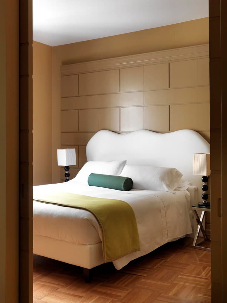 Hotel Number Nine