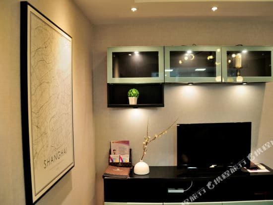 Co-sky Executive Apartments