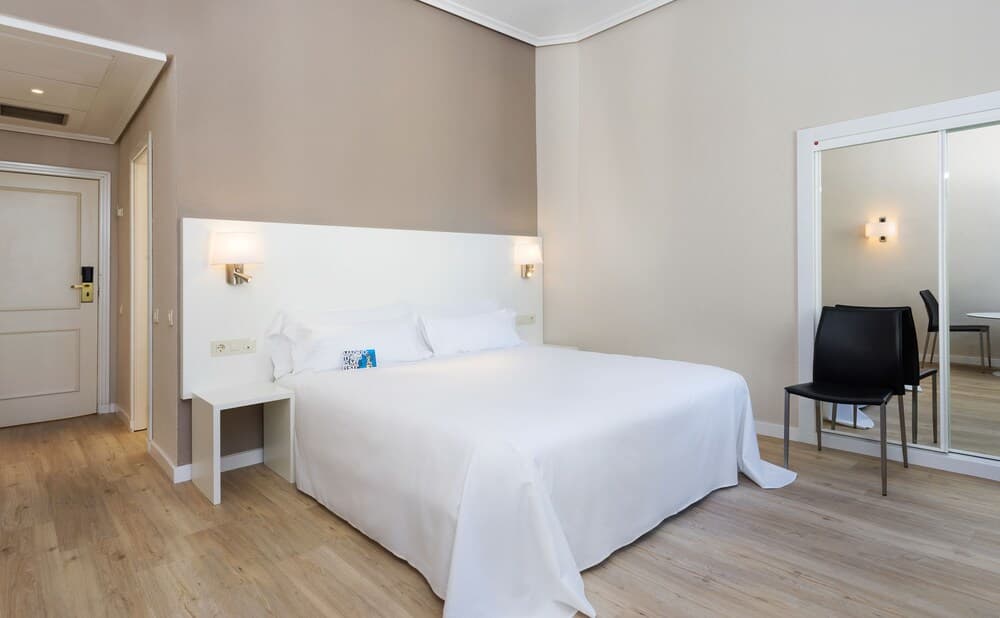 Hotel Madrid Gran Via 25, Affiliated by Meliá