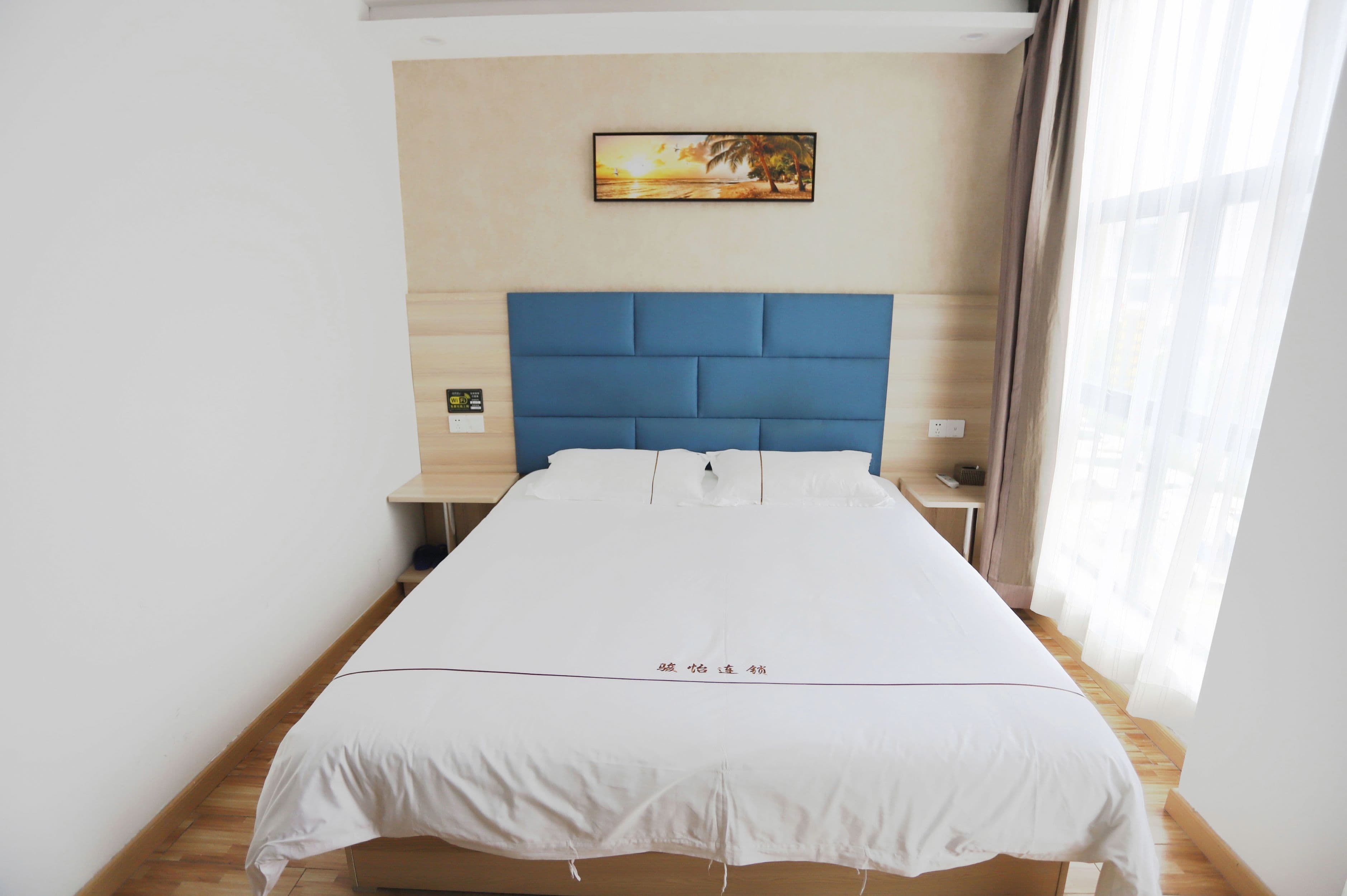 JUN Hotel (Zhangjiajie Tianmenshan Railway Station)